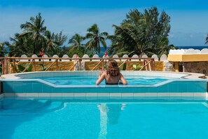 Pool -  Sand Bank View Hotel  (Kiwengwa)