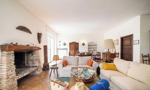 Classic Villa, Garden View | Ruang tamu