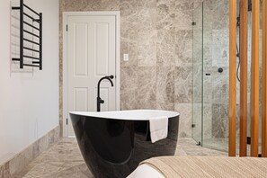 Apartamento Deluxe, vistas al mar | Baño