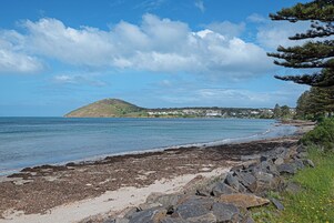 Apartamento luxo, vista para o oceano | Praia
