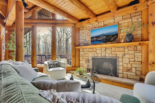 Juniper Cabin | Pond + Fire-pit