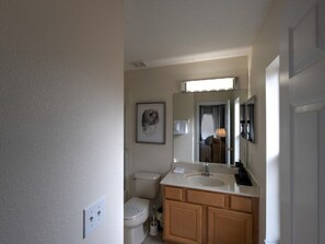 Hair dryer, towels - Six Bed Pool Villa in Resort -Close to Disney! (Davenport)