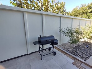 Área de parrillas y picnic