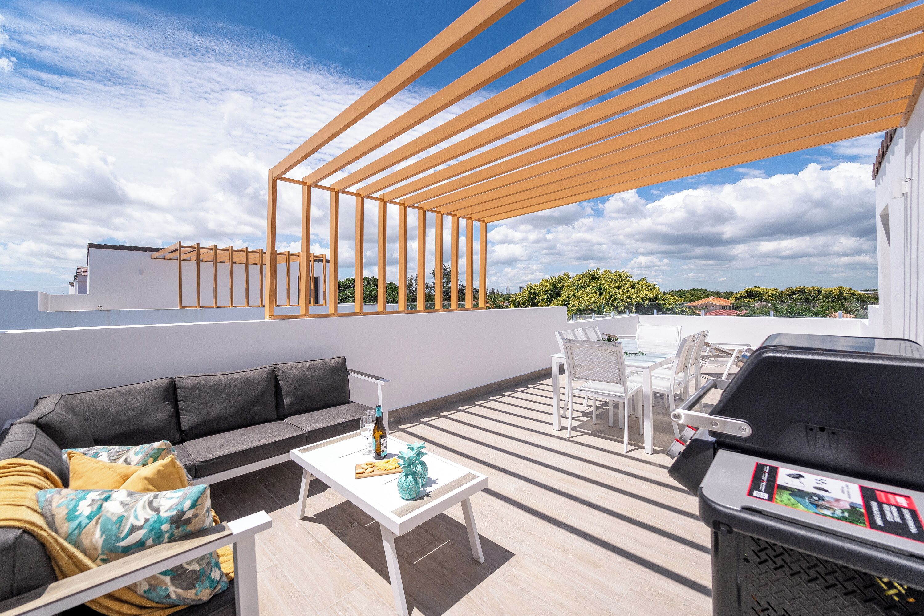 Premium Penthouse, 3 Bedrooms, Golf View | Terrace/patio