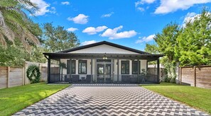 Exterior - Private Seagrove Beach Oasis! Designer Home, Resort Pool, Hot Tub, Steps to Gulf (Santa Rosa Beach)