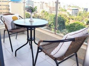 Dining - Elite Residence 1 BR: Balcony, Heated Pool, Power backup, Sky Gym& 24/7 Security (Nairobi)
