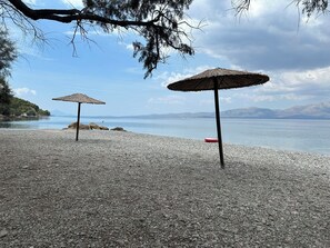 Beach nearby, sun-loungers, beach towels - Villa Kalamos/Sea View & Pool nearby Athens (Kalamos)