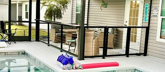 Whispering Palm Breeze Cottage at Eastport - 3/2 w/ PRIVATE POOL in The Village of Moultrie Creek