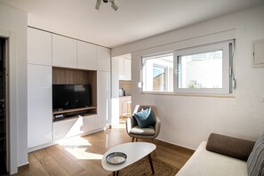 Apartment | Living area - Adriatic Above Apartment by DuHomes (Dubrovnik)