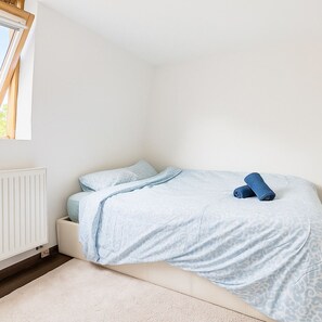 1 bedroom, iron/ironing board, WiFi, bed sheets - Quiet room in shared house - Lille (Lille)
