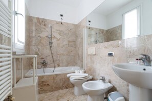 Bidet, Handtücher