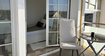 Esmeralda Penthouse -30m2 Terrasse Panorama Fernblick & Alpenblick