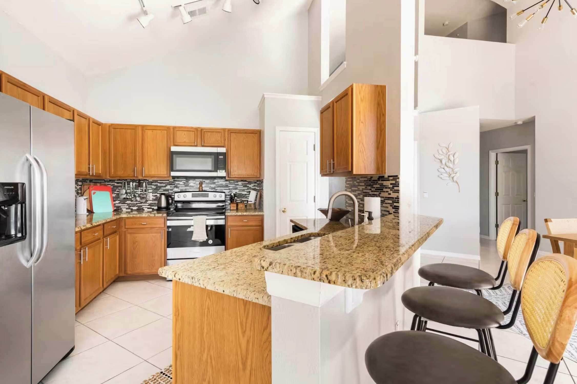 House, Multiple Beds, Pool Access (Disney Days & Sunshine Stays) | Private kitchen