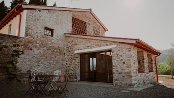 Esterni