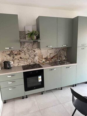 Fridge, oven, stovetop, dishwasher - Residence Miranda Marzamemi (Pachino)