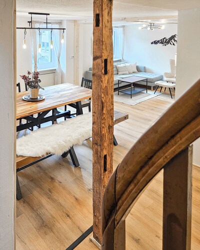 Ganzes Bauernhaus mit Garten für Gruppen I nahe Zürich & Rheinfall