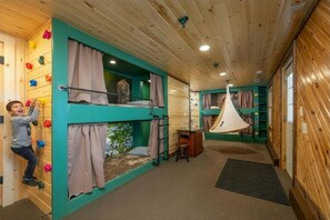 Children’s area - Lakefront | Hot Tub | Pontoon | Kids Adventure Space (Balsam Lake)