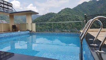 Piscina externa