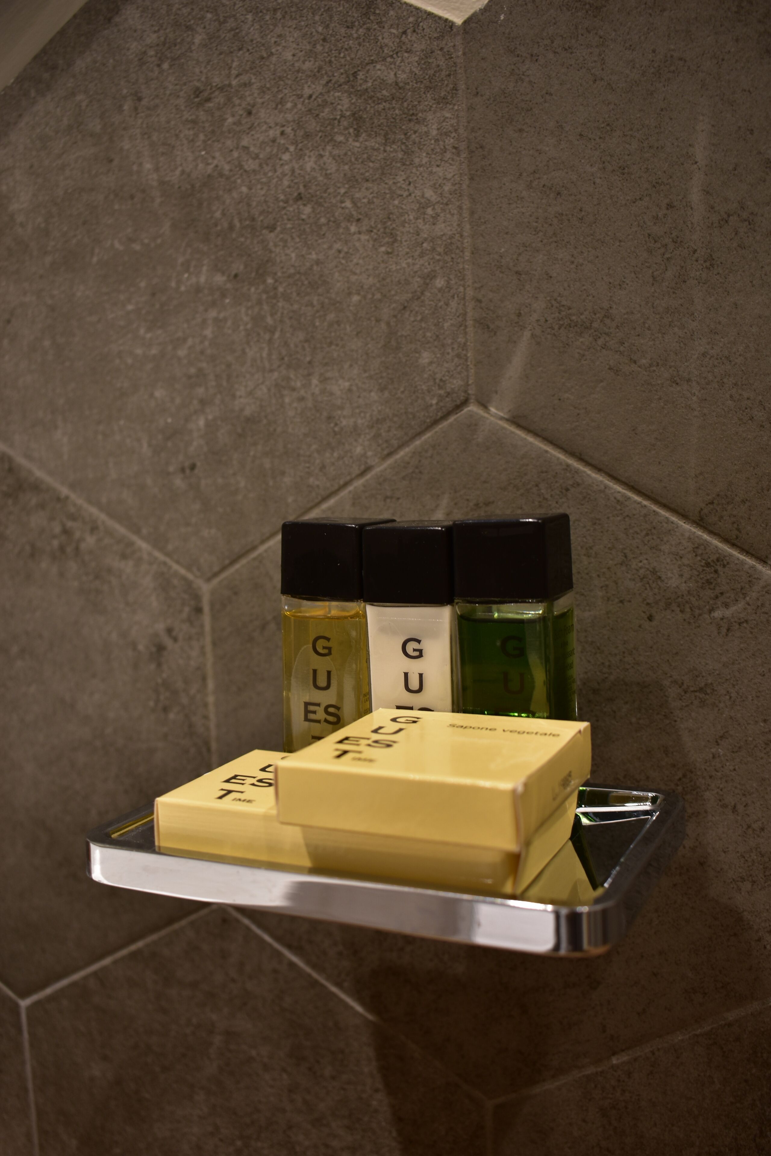 Équipements de salle de bain