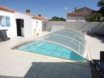 House for seasonal rental from May 1 to September 30 100 m from the beach