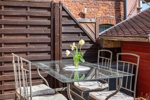 Outdoor dining - Bungalow 'Fewo Möwe' with Wi-Fi (Malchow)