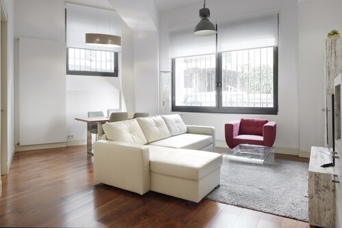 Eider - Basque Stay in San Sebasti n Donostia