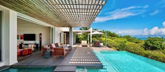 Skyline Villas - Estate (up to 40 Guests)