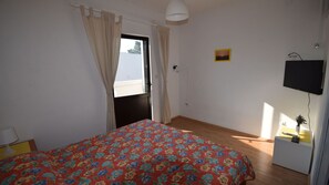 1 bedroom, free WiFi, bed sheets - Studio apartment at the Beach by Villas Guide (Novalja)