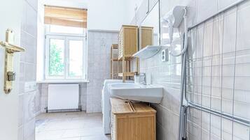 Basic-Apartment | Badezimmer