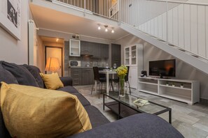 TV - Loft Stampa by Wonderful Italy (Torino)
