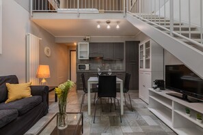 TV - Loft Stampa by Wonderful Italy (Torino)
