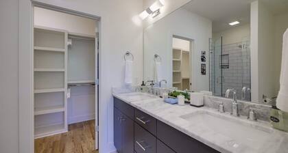 Stunning Nashville Airbnb | Near Airport