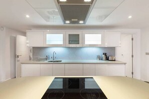 House - Bright 1 Bedroom Apartment in London (London)