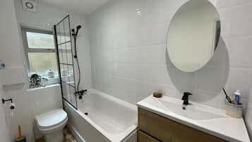 House | 1 bedroom