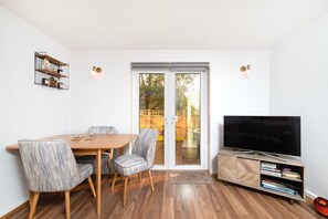 Apartment - Charming 1BR Flat in Sydenham With Free Parking (London)