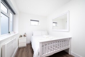 Apartment - Modern Apartment in Enfield With Comfort (Enfield)