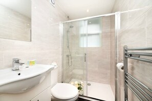 House | 1 bedroom - Serene One-bedroom Retreat in Fitzrovia (London)