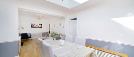 House | 3 bedrooms, Internet