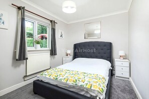 House - Cozy One-bedroom Flat in Slough (Slough)
