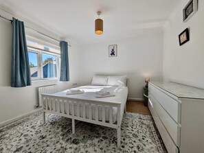 Apartment - Charming 2-bedroom Flat in London (Bromley)