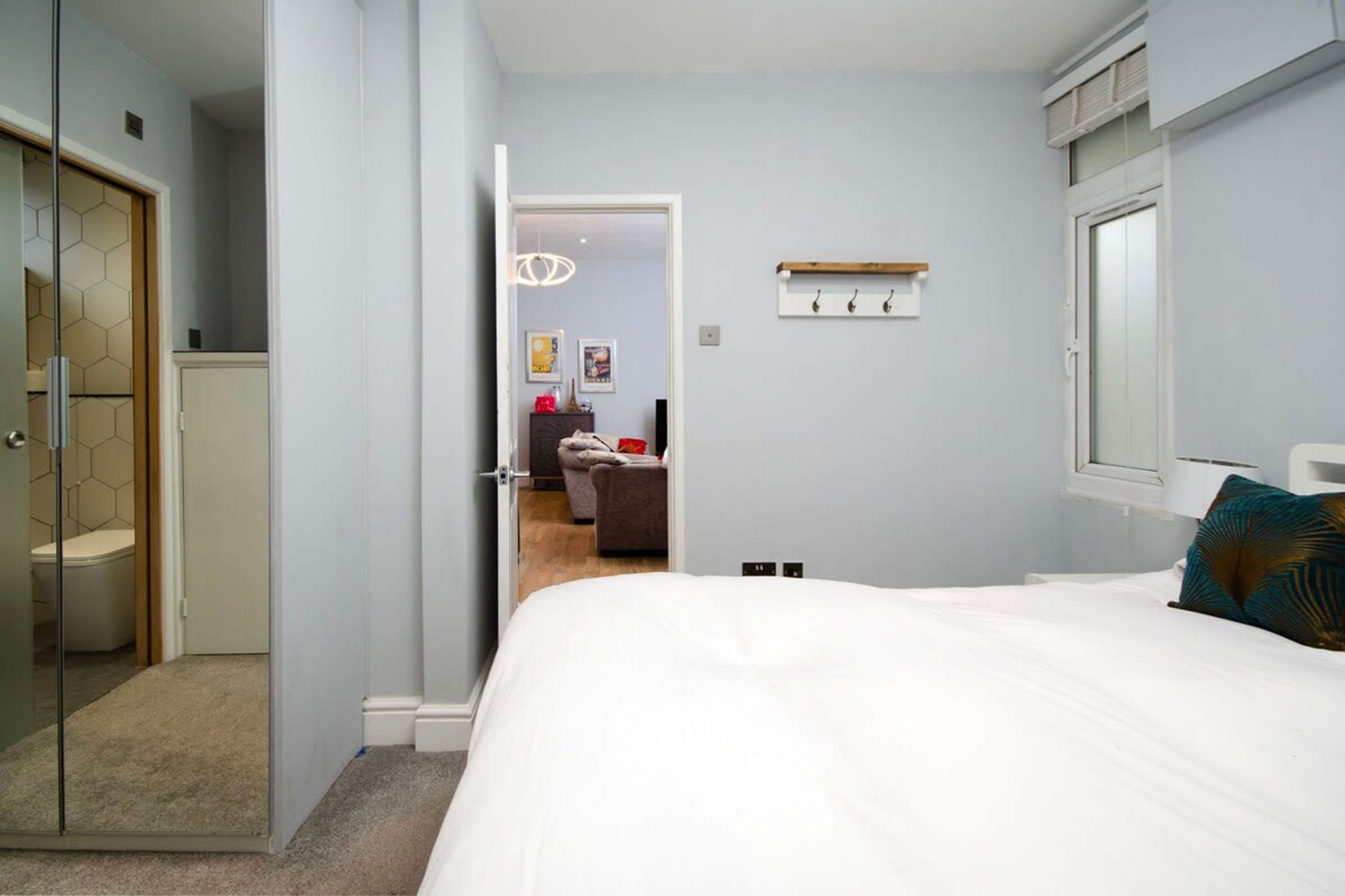 House | 1 bedroom