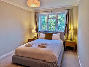 House | 2 bedrooms, Internet - Charming Flat Near London Attractions (Surbiton)