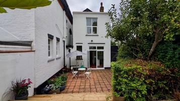 House | 2 bedrooms, Internet