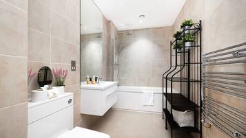 House | 2 bedrooms, Internet