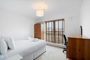 House | 2 bedrooms, Internet - Brighton Getaway - Modern Apartment With Balcony (Brighton)