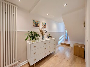 Apartment - Stunning London Apartment With Private Patio (London)