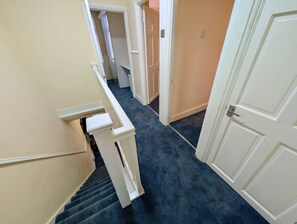 House - Serene Retreat With Comfortable Interiors (Ilford)