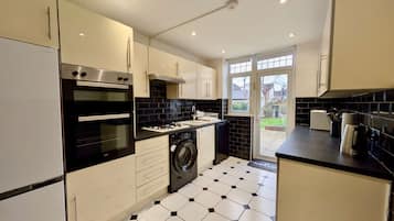 House | 3 bedrooms, Internet
