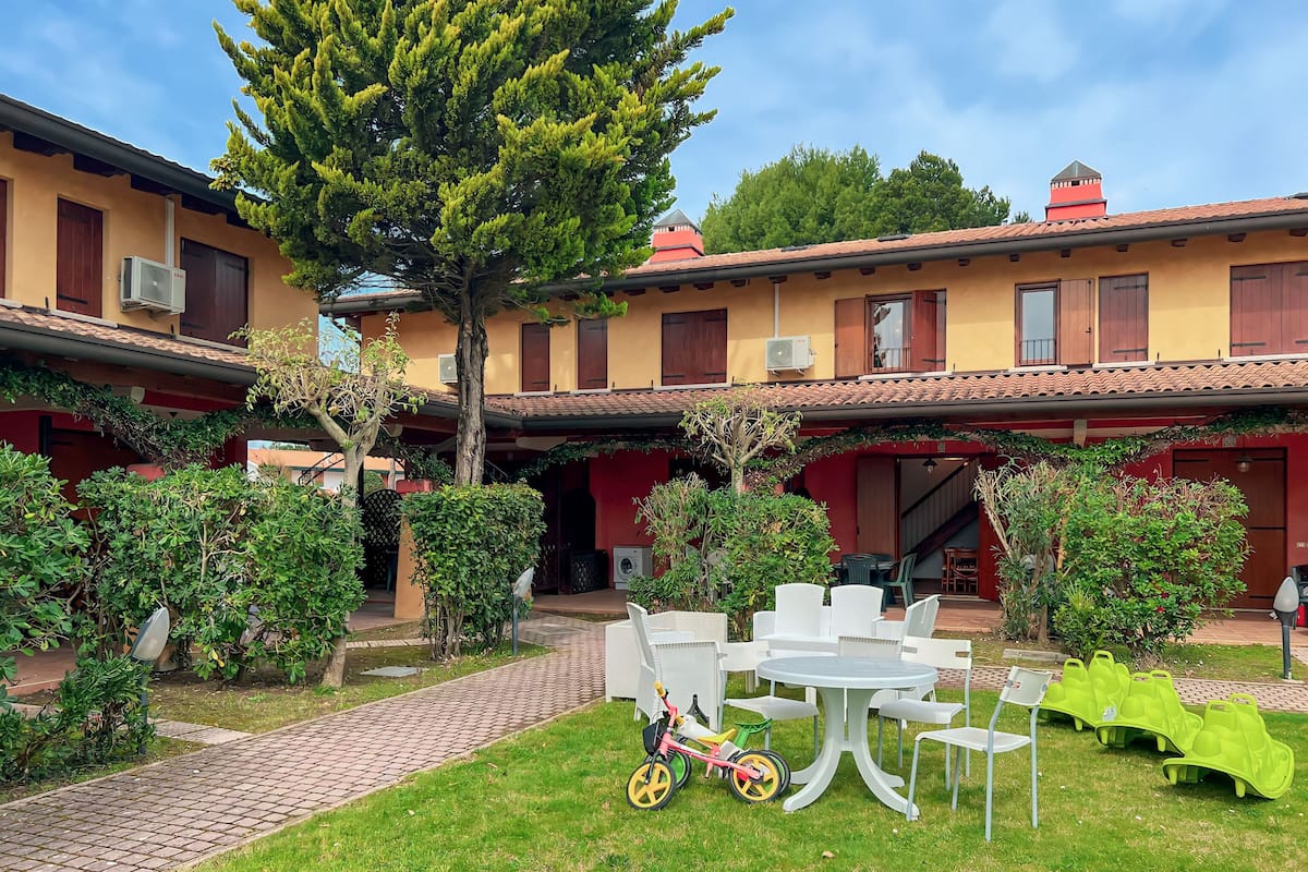 Apartment, 2 Bedrooms, Patio, Garden View | Garden