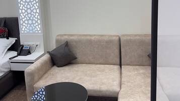 Deluxe Double Room | Interior